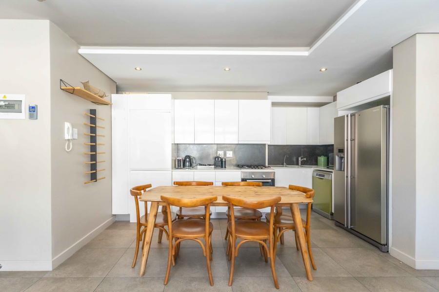 2 Bedroom Property for Sale in Gardens Western Cape